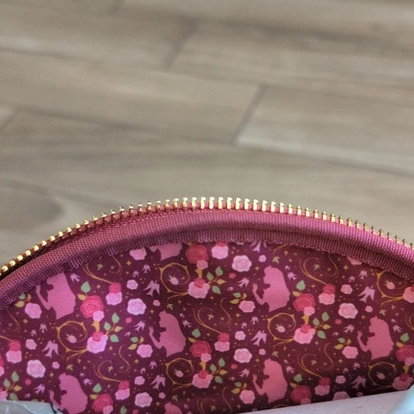 Sleeping beauty hinge Loungefly - Picture 3 of 6